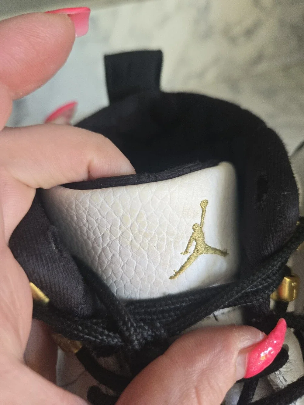 Air jordan 12 retro royalty taxi